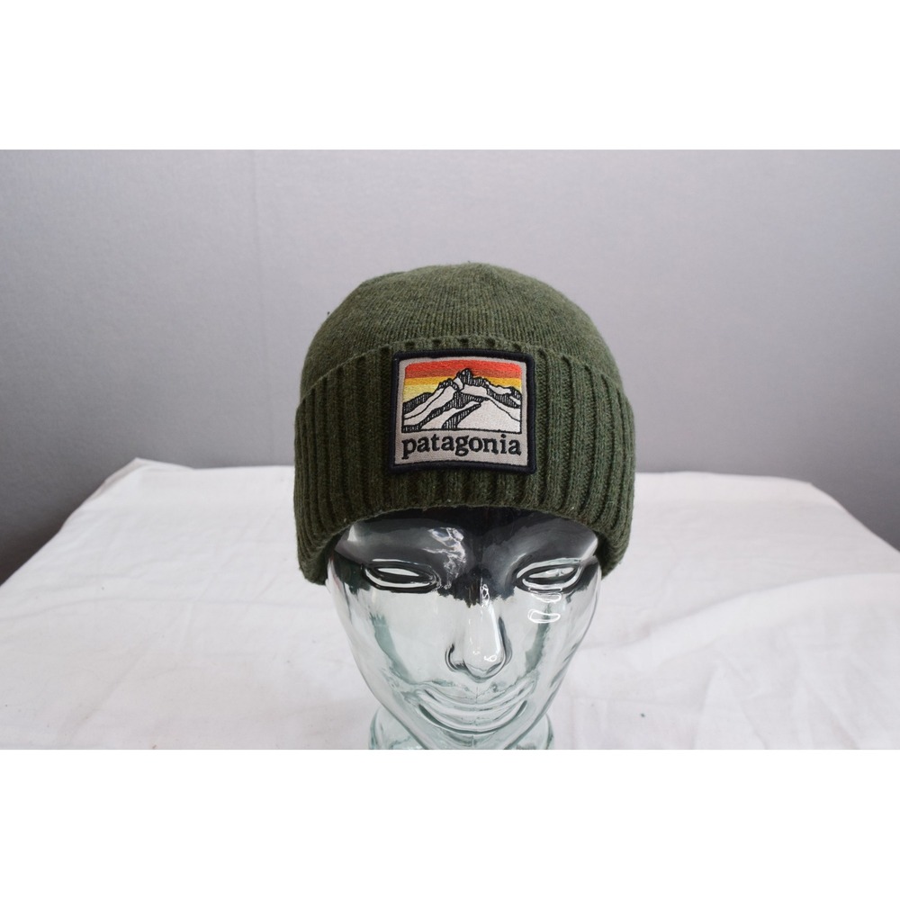 Patagonia Brodeo Beanie One Size Green Wool Blend Logo Patch Mens Winter Hat